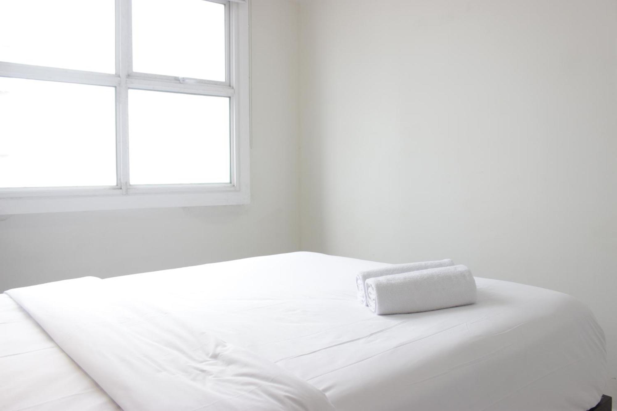 Cozy High Floor 1br At Parahyangan By Travelio Apartemen