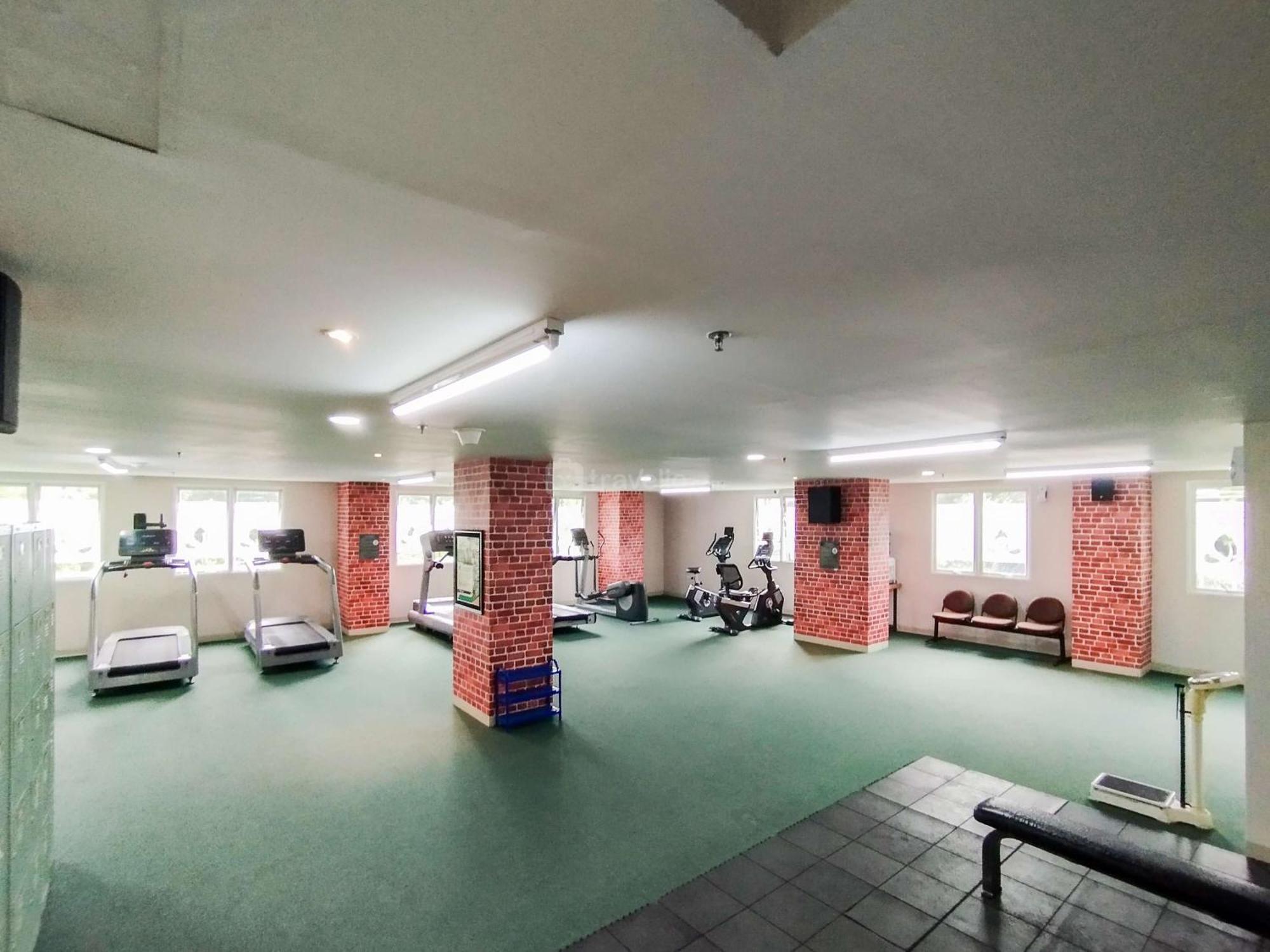 Apartemen Cozy High Floor 1br At Parahyangan By Travelio Bandung