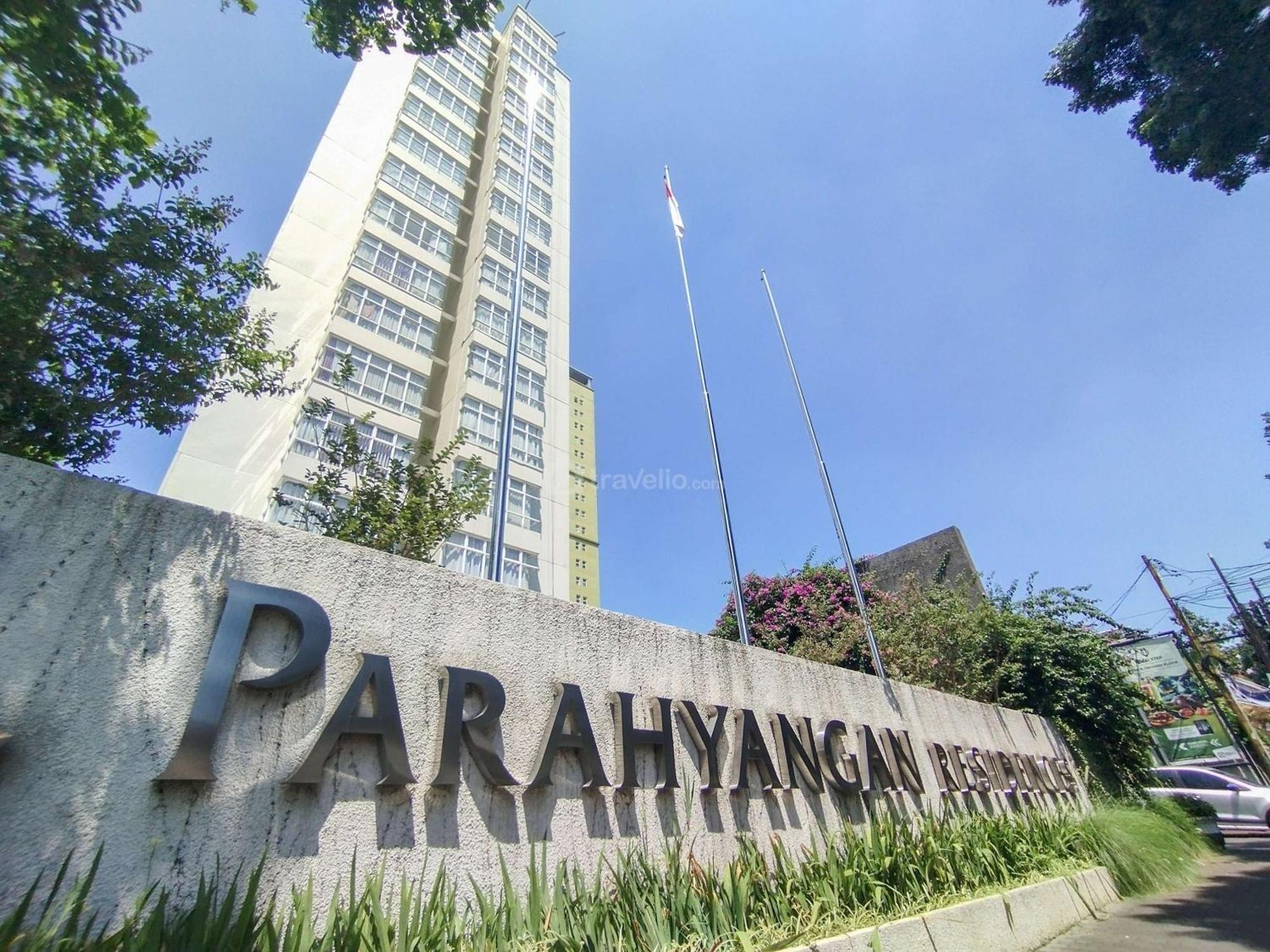 Cozy High Floor 1br At Parahyangan By Travelio